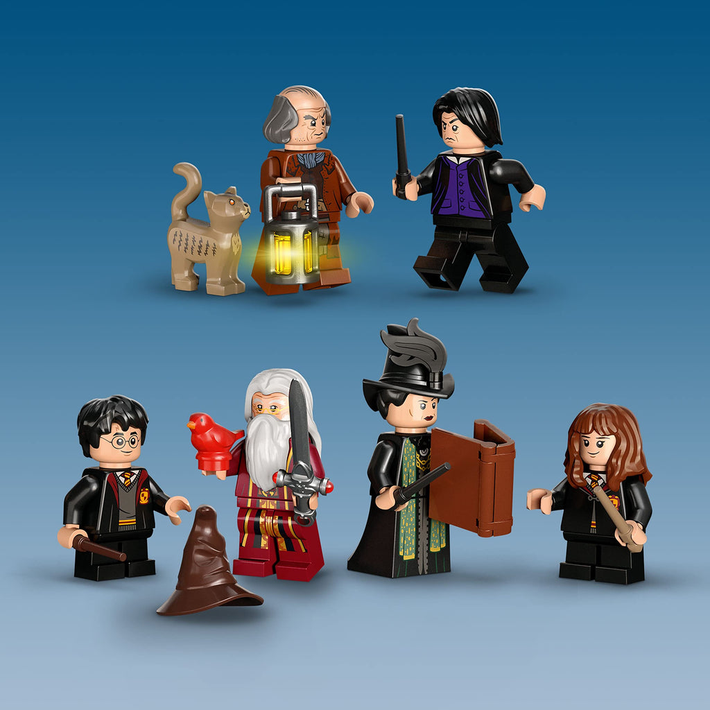 Harry Potter Castle Toy Set with 6 Minifigures Y5199
