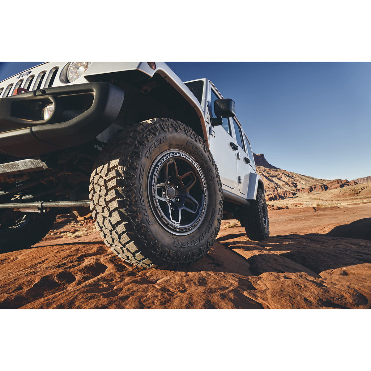 All-Season 275/55R20XL 117T Tire V840795